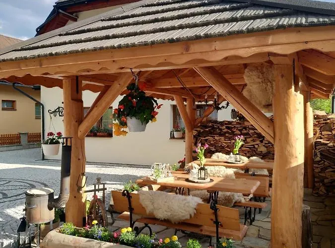 Malinovy Sen Bed & Breakfast 3*